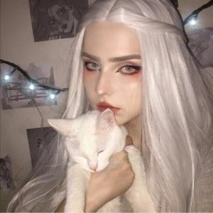 Meet your Posher, Lopez